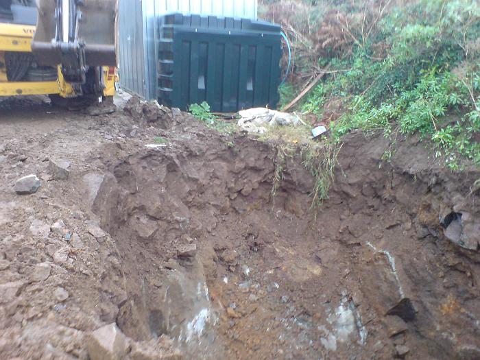15 Retaining Wall & Cess Tank (5)